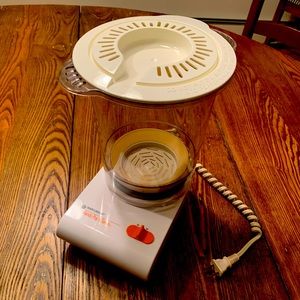 Vintage Black & Decker Handy Pop'n Serve Hot Air Popcorn  Kernel Popper HP-50